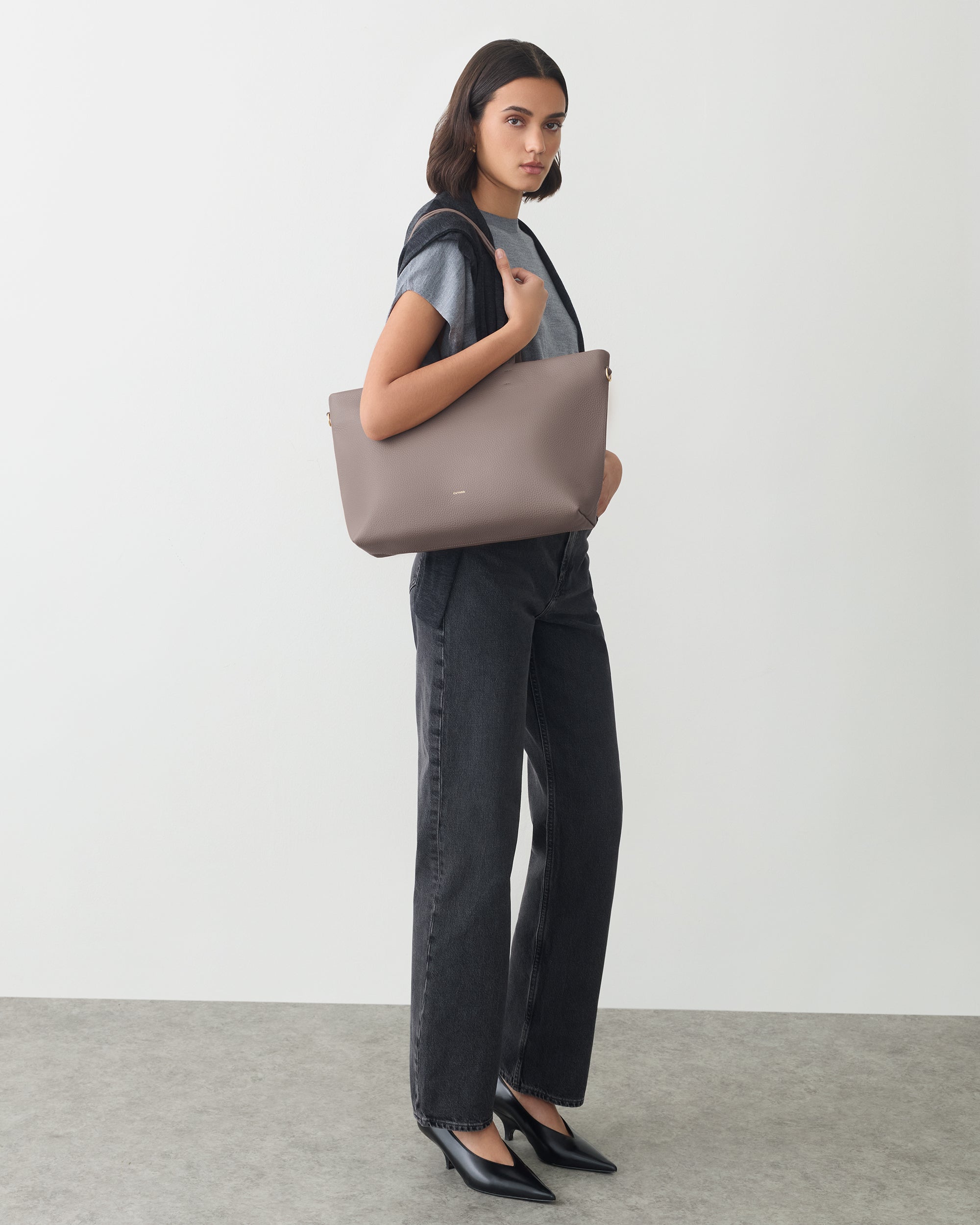 Small Easy Zipper Tote