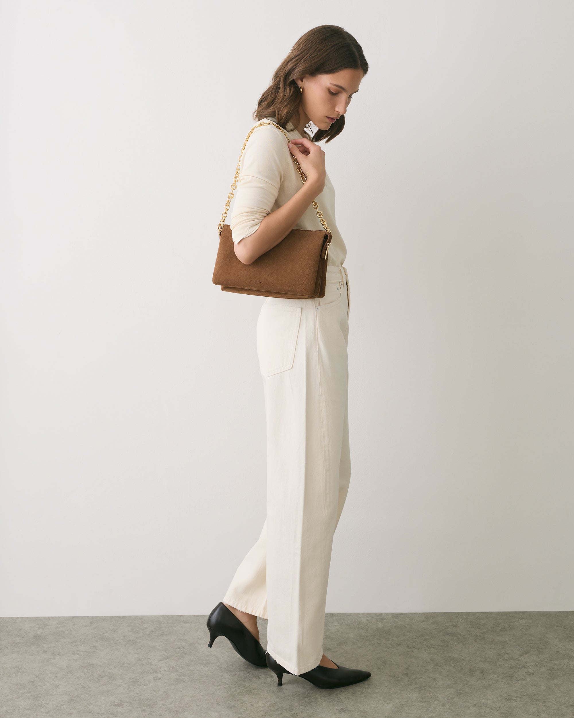 Tria Clutch (Suede)